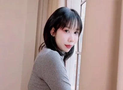 Người thuê nhà dễ thương muốn thuê nhà rồi địt với chủ ngay