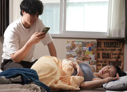 Người đàn ông ham muốn nhìn người yêu ngoại tình